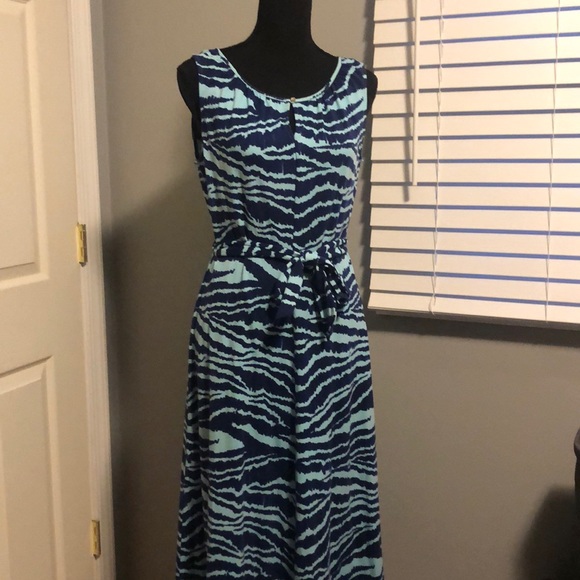 Lands' End Dresses & Skirts - 💙Land’s End sleeveless dress size 6/8 T